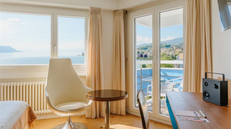 Mona Montreux Room