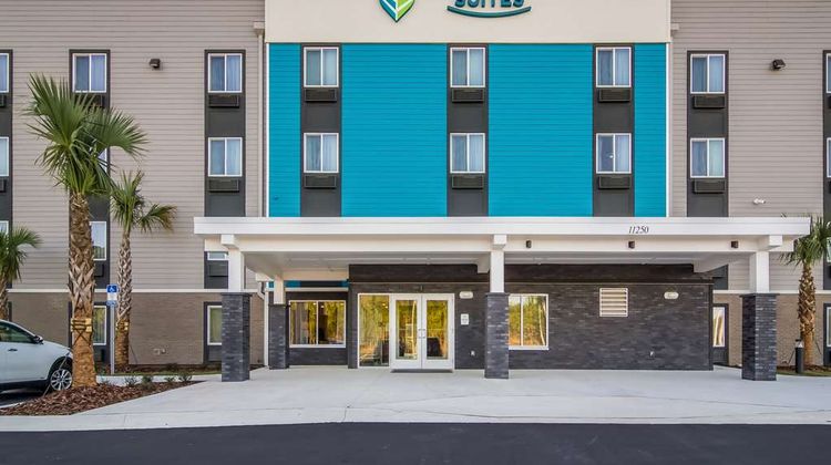 WoodSpring Suites Campfield Commons Exterior
