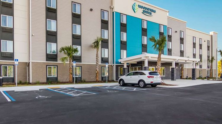 WoodSpring Suites Campfield Commons Exterior