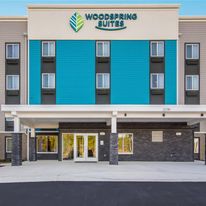 WoodSpring Suites Campfield Commons
