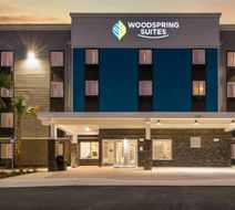 WoodSpring Suites Campfield Commons Exterior