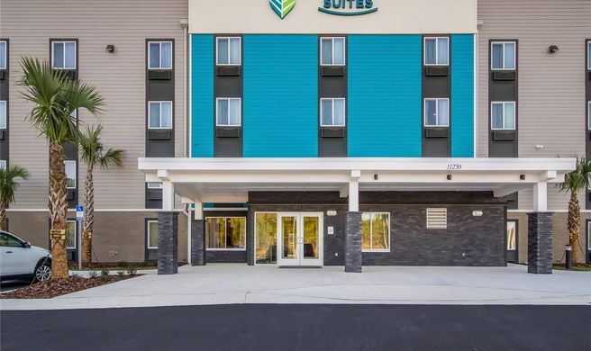 WoodSpring Suites Campfield Commons Exterior