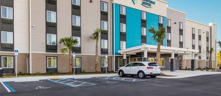 WoodSpring Suites Campfield Commons Exterior