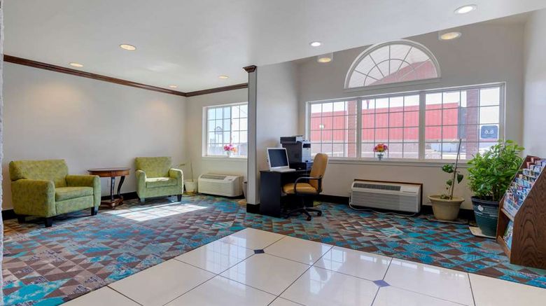 <b>Quality Inn Sallisaw Lobby</b>. Images powered by <a href="https://iceportal.shijigroup.com/" title="IcePortal" target="_blank">IcePortal</a>.
