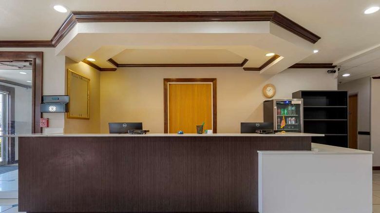 <b>Quality Inn Sallisaw Lobby</b>. Images powered by <a href="https://iceportal.shijigroup.com/" title="IcePortal" target="_blank">IcePortal</a>.
