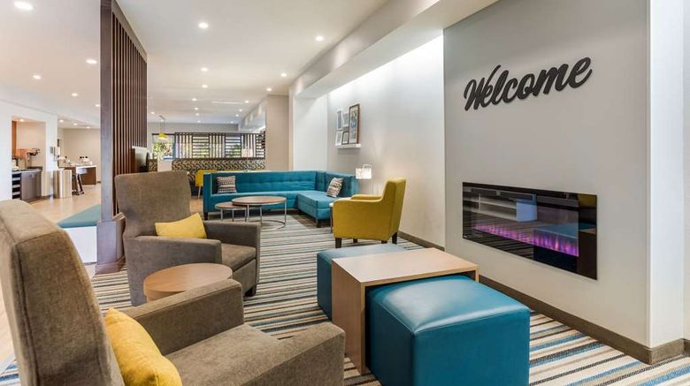 <b>MainStay Suites Murfreesboro Lobby</b>. Images powered by <a href="https://iceportal.shijigroup.com/" title="IcePortal" target="_blank">IcePortal</a>.
