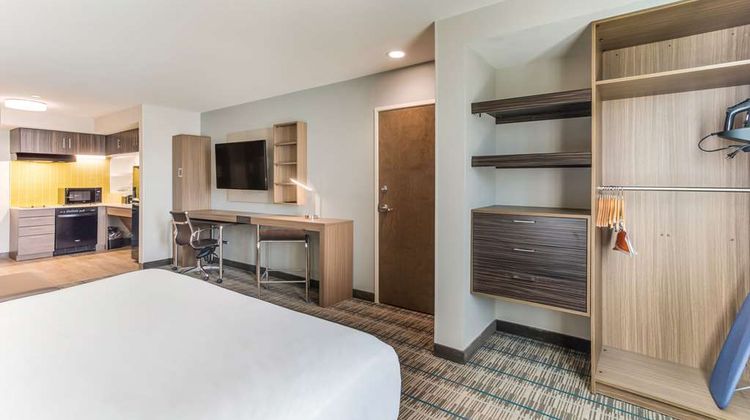 MainStay Suites Murfreesboro Suite