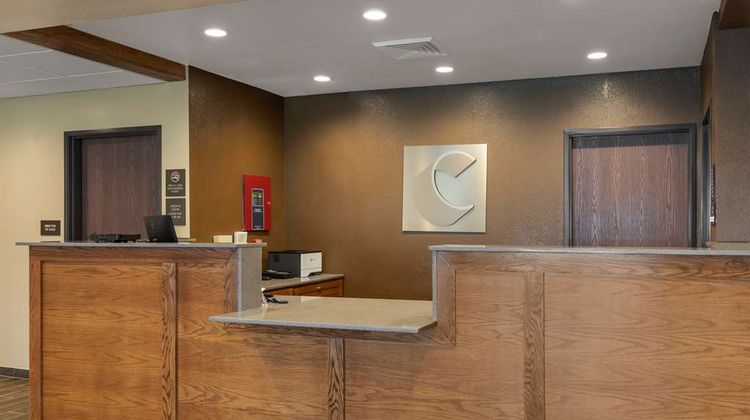 Comfort Inn & Suites Lobby