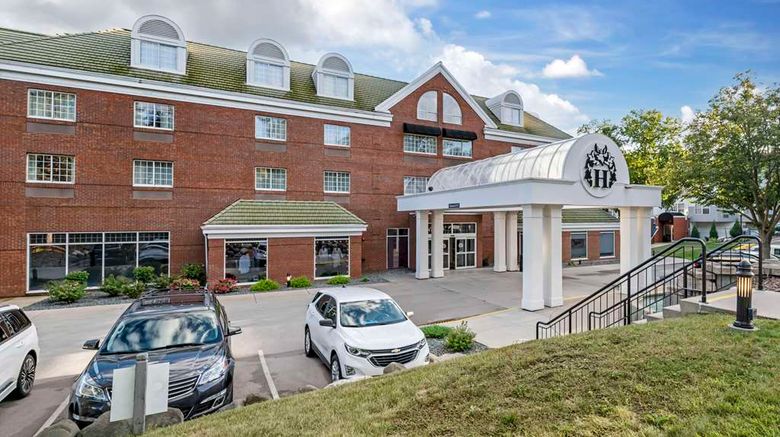 <b>Heidel House Hotel & Conference Center Exterior</b>. Images powered by <a href="https://iceportal.shijigroup.com/" title="IcePortal" target="_blank">IcePortal</a>.