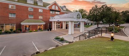 Heidel House Hotel & Conference Center Exterior