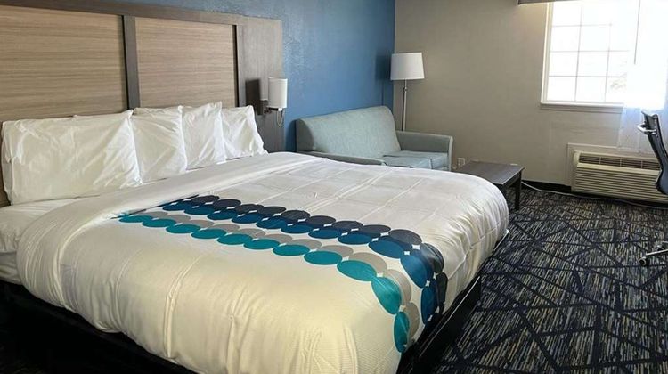 Baymont by Wyndham Blackwell I-35 Room