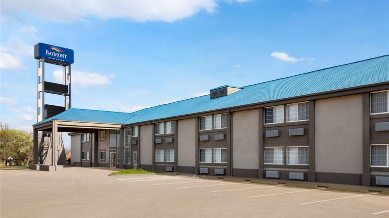 Baymont by Wyndham Blackwell I-35 Exterior. Images powered by <a href="https://iceportal.shijigroup.com" target="_blank" rel="noopener">Ice Portal</a>.