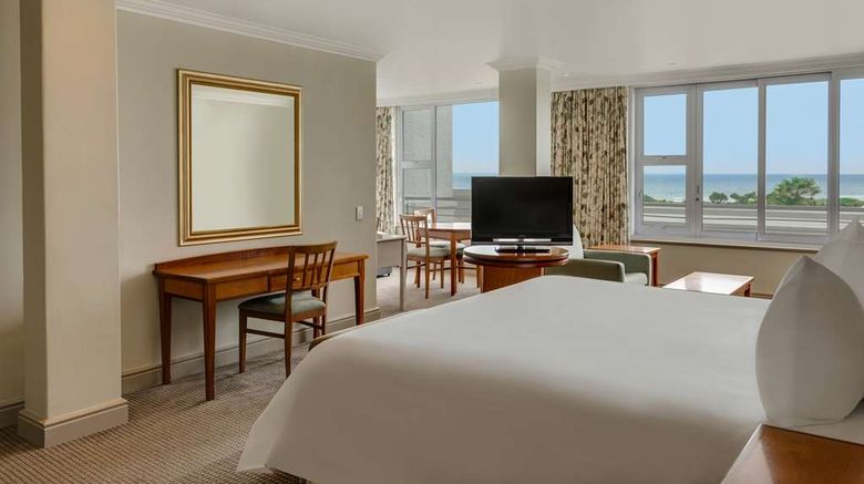 <b>Southern Sun The Marine Hotel Suite</b>. Images powered by <a href="https://iceportal.shijigroup.com/" title="IcePortal" target="_blank">IcePortal</a>.