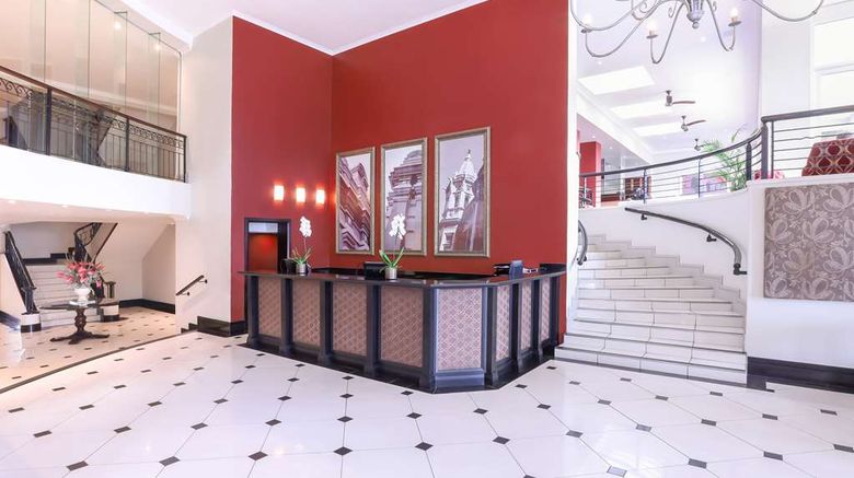 <b>Southern Sun The Marine Hotel Lobby</b>. Images powered by <a href="https://iceportal.shijigroup.com/" title="IcePortal" target="_blank">IcePortal</a>.