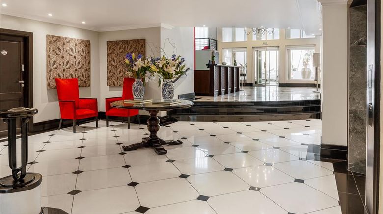 <b>Southern Sun The Marine Hotel Lobby</b>. Images powered by <a href="https://iceportal.shijigroup.com/" title="IcePortal" target="_blank">IcePortal</a>.