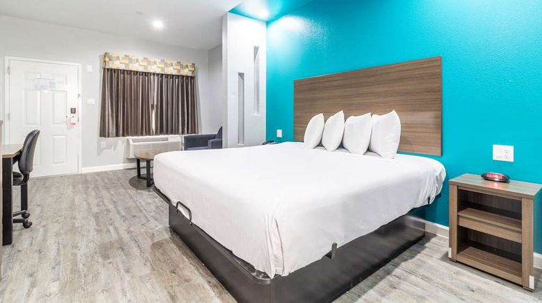 <b>Americas Best Value Inn & Stes IAH Airpt Room</b>. Images powered by <a href="https://iceportal.shijigroup.com/" title="IcePortal" target="_blank">IcePortal</a>.