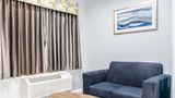 Scottish Inns & Suites Room
