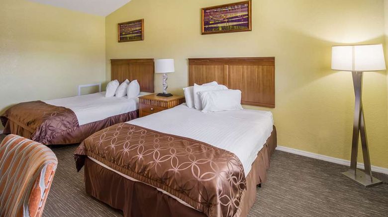 <b>Rodeway Inn Room</b>. Images powered by <a href="https://iceportal.shijigroup.com/" title="IcePortal" target="_blank">IcePortal</a>.