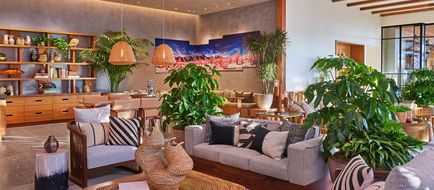 Mission Pacific Hotel Lobby