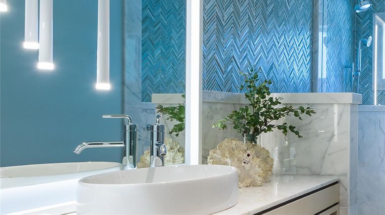 <b>Oceana Santa Monica LXR Hotel & Resort Room</b>. Images powered by <a href="https://iceportal.shijigroup.com/" title="IcePortal" target="_blank">IcePortal</a>.