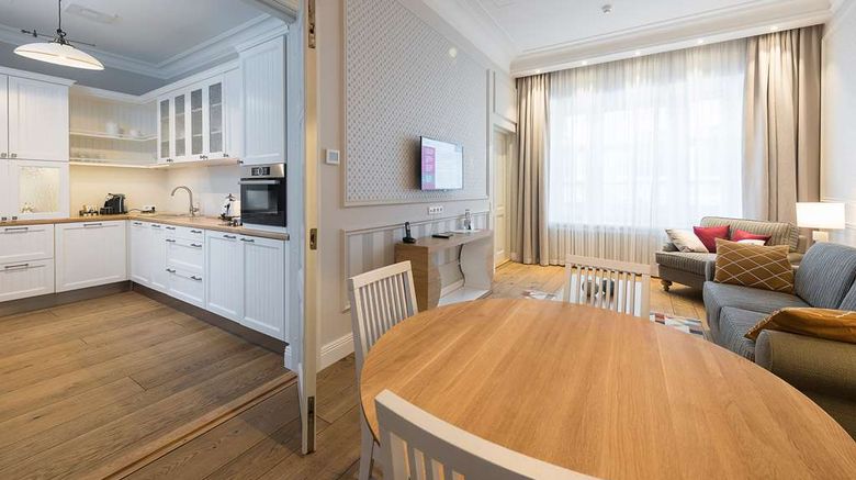<b>Hotel Lydia Suite</b>. Images powered by <a href="https://iceportal.shijigroup.com/" title="IcePortal" target="_blank">IcePortal</a>.