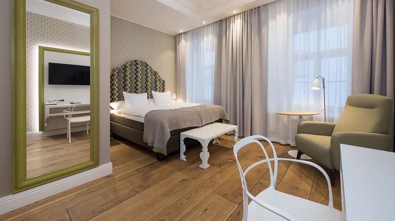 <b>Hotel Lydia Suite</b>. Images powered by <a href="https://iceportal.shijigroup.com/" title="IcePortal" target="_blank">IcePortal</a>.