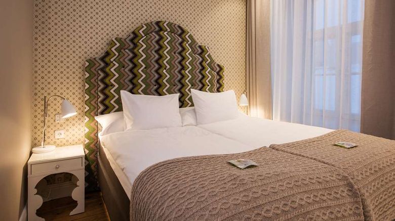 <b>Hotel Lydia Suite</b>. Images powered by <a href="https://iceportal.shijigroup.com/" title="IcePortal" target="_blank">IcePortal</a>.