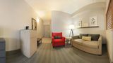 <b>Country Inn & Suites Jackson Suite</b>. Virtual Tours powered by <a href="https://iceportal.shijigroup.com/" title="IcePortal" target="_blank">IcePortal</a>.