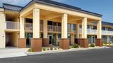 Quality Inn St Petersburg Exterior