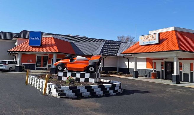 Travelodge Indianapolis Speedway Exterior