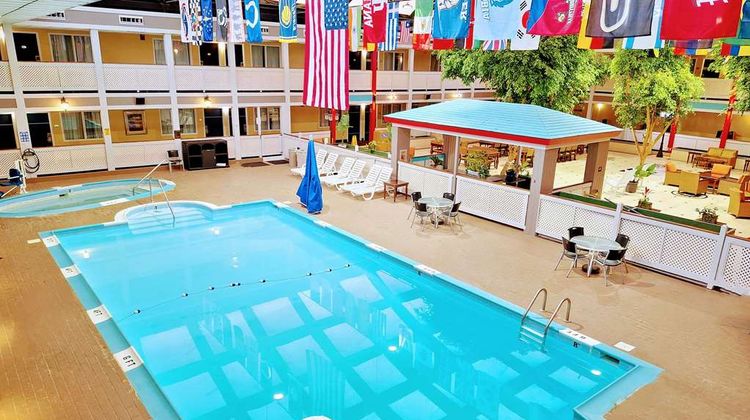 Travelodge Indianapolis Speedway Pool