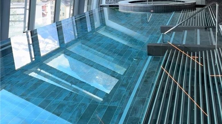 <b>Kempinski Palace Engelberg Pool</b>. Images powered by <a href="https://iceportal.shijigroup.com/" title="IcePortal" target="_blank">IcePortal</a>.