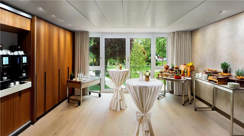 <b>Kempinski Palace Engelberg Meeting</b>. Images powered by <a href="https://iceportal.shijigroup.com/" title="IcePortal" target="_blank">IcePortal</a>.