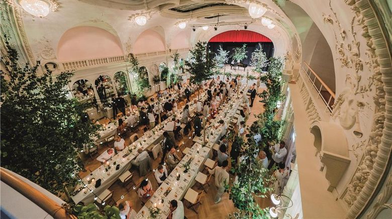 <b>Kempinski Palace Engelberg Ballroom</b>. Images powered by <a href="https://iceportal.shijigroup.com/" title="IcePortal" target="_blank">IcePortal</a>.