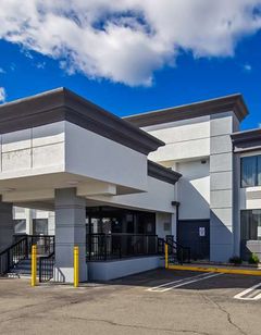 Best Western Paramus Hotel & Suites