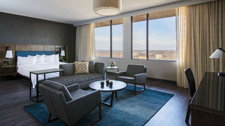 Sonesta Nashville Airport Suite