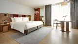 The Montien Bangkok Hotel Room
