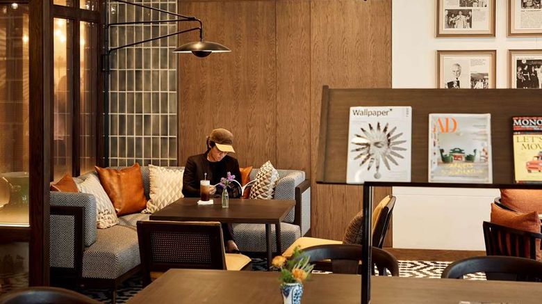 <b>The Montien Bangkok Hotel Restaurant</b>. Images powered by <a href="https://iceportal.shijigroup.com/" title="IcePortal" target="_blank">IcePortal</a>.