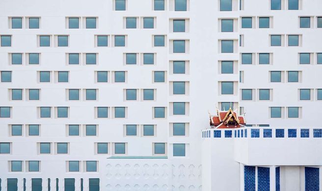 The Montien Bangkok Hotel Exterior