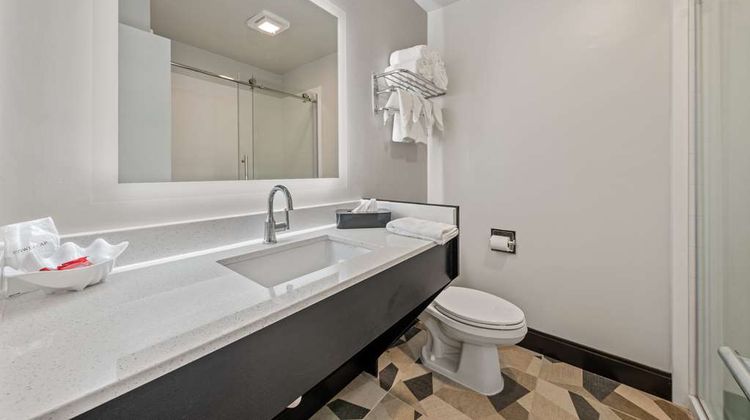 SureStay Hotel by BW Royal Clipper Room