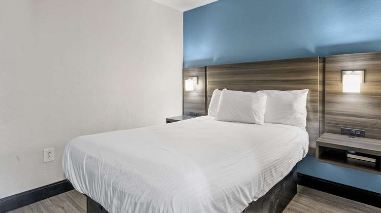 SureStay Hotel by BW Royal Clipper Room