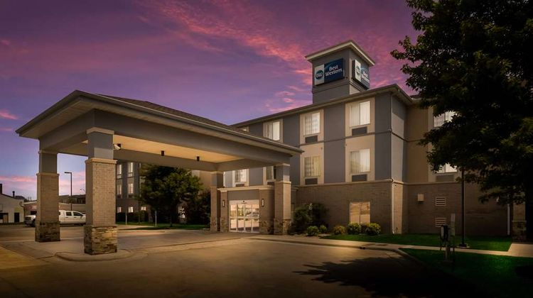 Best Western Business Dist Inn & Suites Exterior
