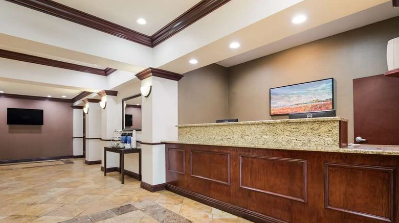 <b>Best Western Business Dist Inn & Suites Lobby</b>. Images powered by <a href="https://iceportal.shijigroup.com/" title="IcePortal" target="_blank">IcePortal</a>.