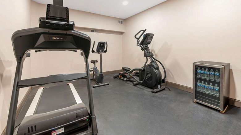 <b>Comfort Inn and Suites Zanesville City Center Health</b>. Images powered by <a href="https://iceportal.shijigroup.com/" title="IcePortal" target="_blank">IcePortal</a>.