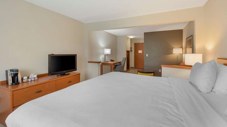 Comfort Inn and Suites Zanesville City Center Suite