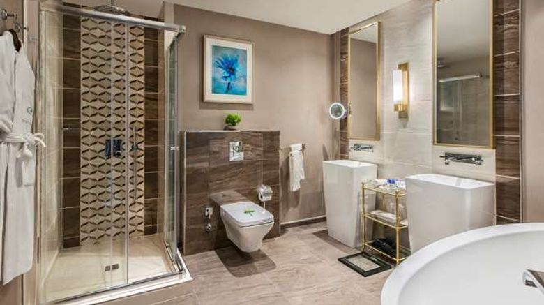 <b>Elite World Europe Hotel Suite</b>. Images powered by <a href="https://iceportal.shijigroup.com/" title="IcePortal" target="_blank">IcePortal</a>.