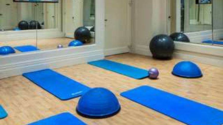 Elite World Business Hotel Health