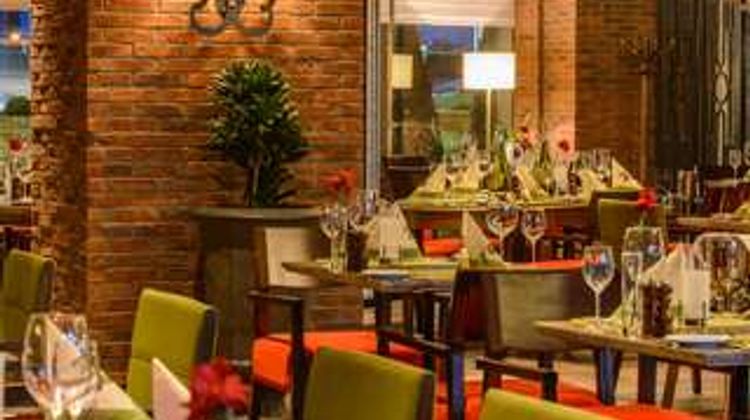 Elite World Business Hotel Restaurant