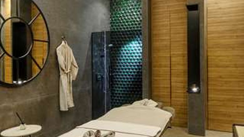 <b>Elite World Hotel Sapanca Spa</b>. Images powered by <a href="https://iceportal.shijigroup.com/" title="IcePortal" target="_blank">IcePortal</a>.