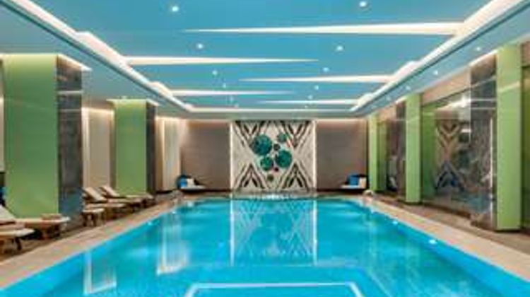Elite World Asia Hotel Pool